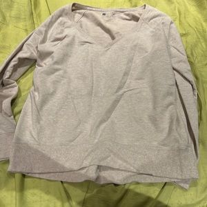 Light weight sweater deep  round neck